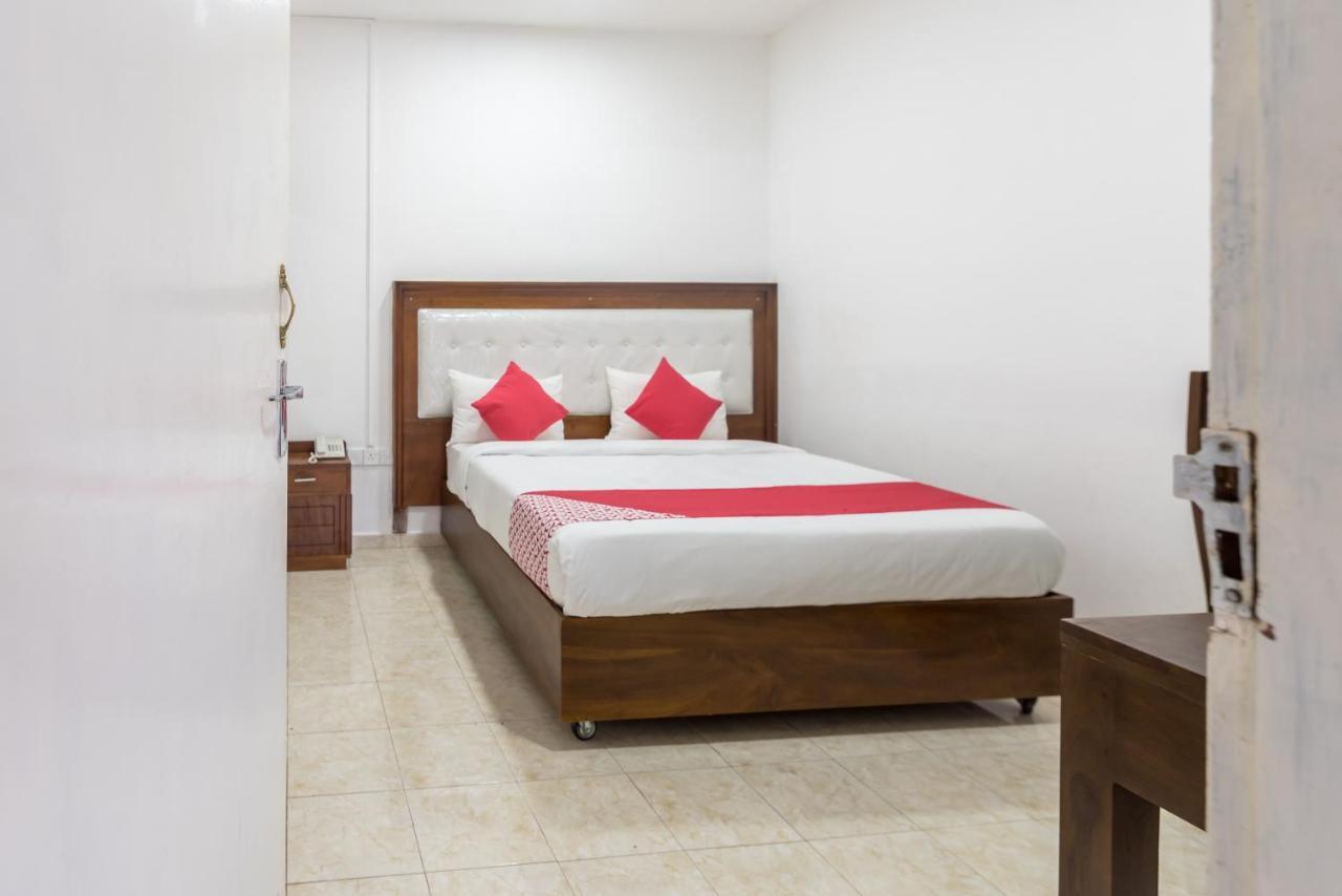 Oyo 102 Metro Marine Drive Hotel Коломбо Екстер'єр фото