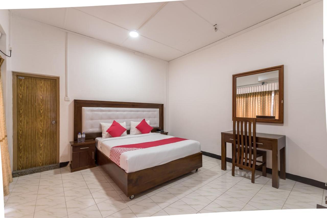 Oyo 102 Metro Marine Drive Hotel Коломбо Екстер'єр фото